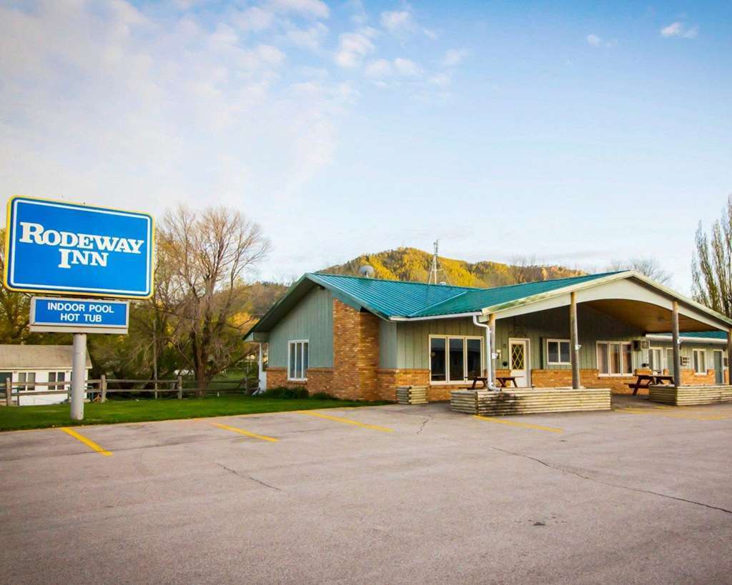 Deer Lodge Motel Sundance Esterno foto