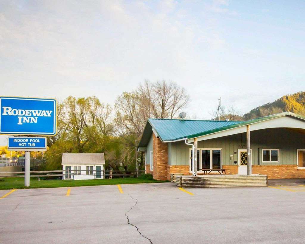 Deer Lodge Motel Sundance Esterno foto