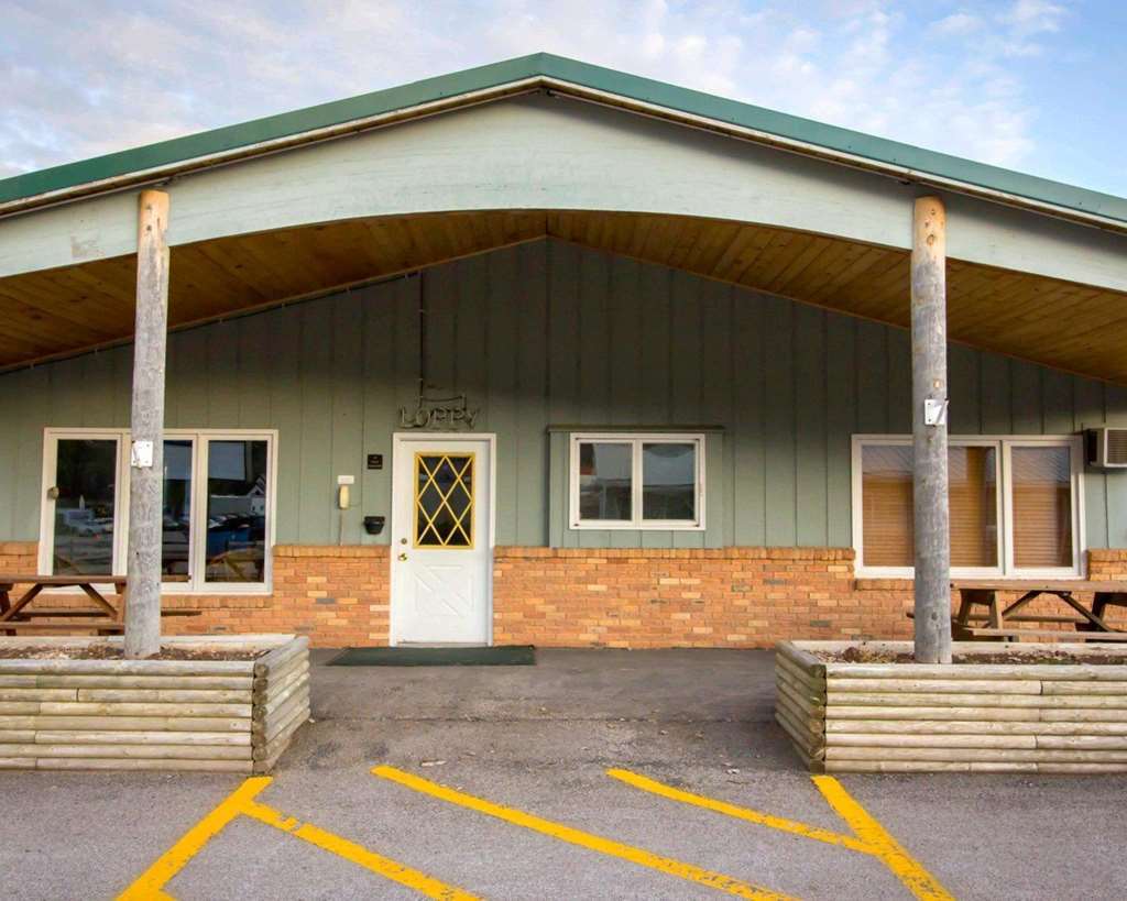 Deer Lodge Motel Sundance Esterno foto